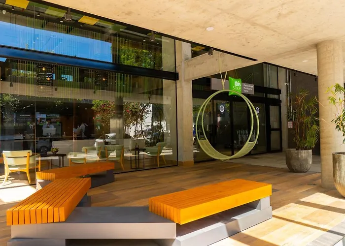 Hotel Ibis Styles Moinhos De Vento 3*