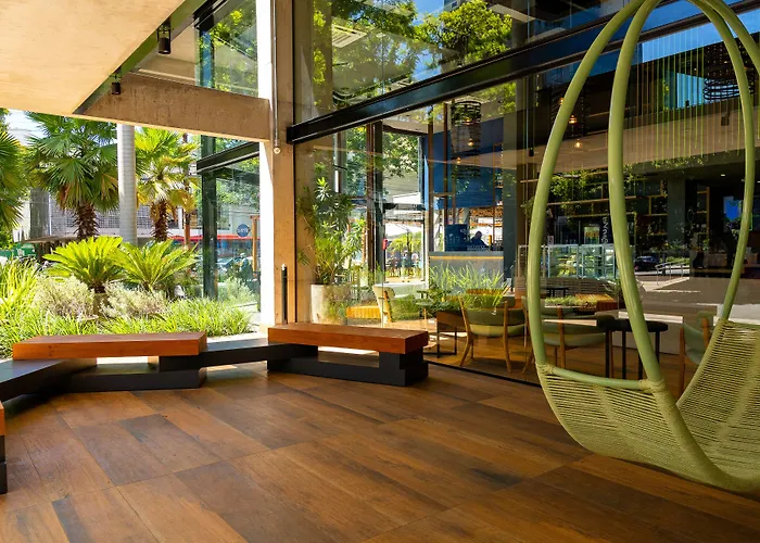 Hotel Ibis Styles Moinhos De Vento 3*