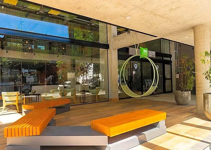 Hotel Ibis Styles Moinhos De Vento 3*